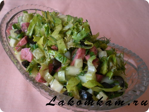 Салат Из листьев салата