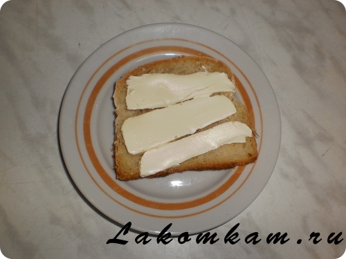 Бутерброд С сыром и томатной пастой