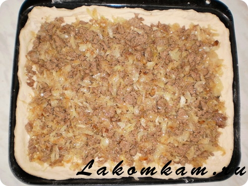 Выпечка Пирог с капустой и фаршем