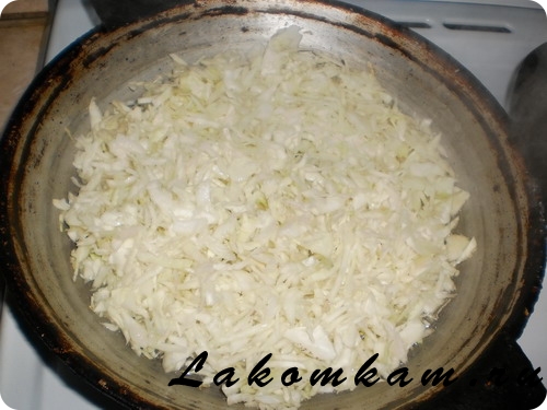 Выпечка Пирог с капустой и фаршем