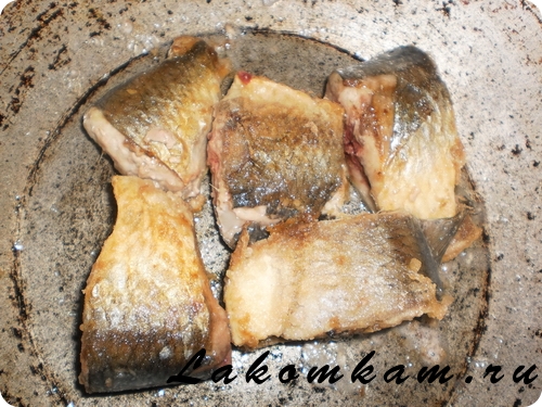Блюдо из рыбы Рыба под майонезом в сырной корочке
