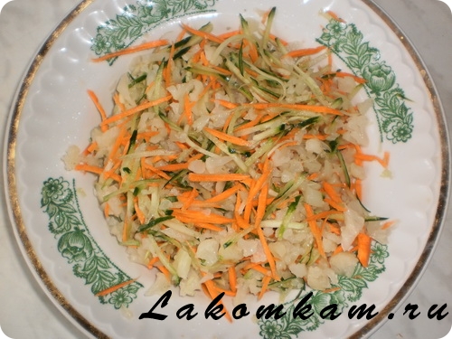 Салат Из цветной капусты с морковью и огурцами