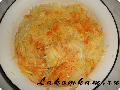 Блюдо из овощей Оладьи из кабачков с морковью