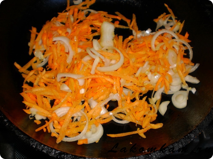 Рис с овощами и капустой
