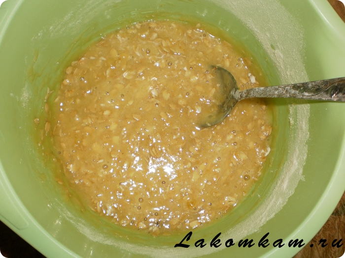 Овсяный пирог с изюмом Овсяный пирог с изюмом