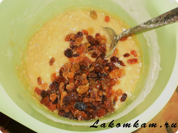 Овсяный пирог с изюмом Овсяный пирог с изюмом