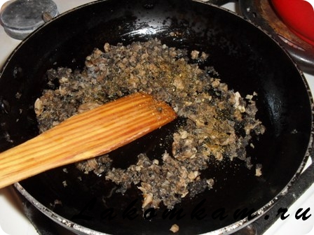 Мучное блюдо Паста со сливочно-грибным соусом