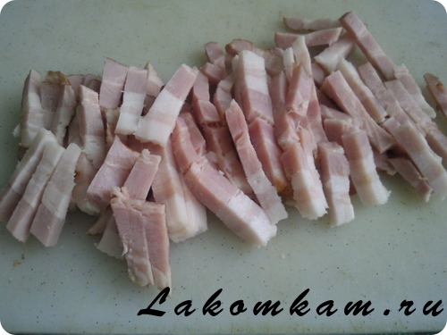 фасоль с беконом и чесноком