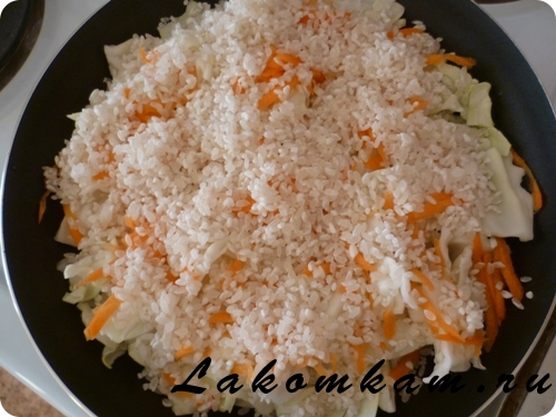 Блюдо из овощей Капустная запеканка с рисом