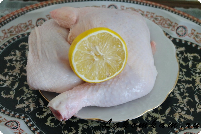 Куриные окорочка в микроволновке с лимоном и специями