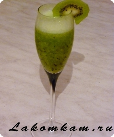 Напиток коктейль "Зеленое шампанское"
