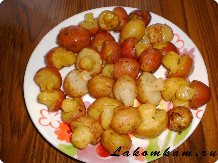 Грибочки из мелкой картошки