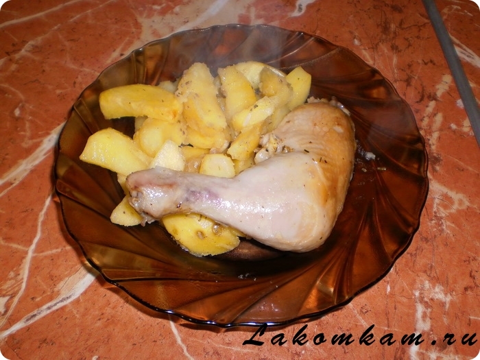 Курица запеченная с картофелем в рукаве