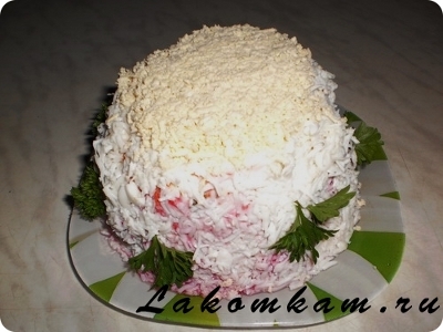 Салат "Торт роза-мимоза"